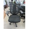 Image 1 : New Mesh Back Office Chair with Fabric Seat