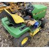 Image 2 : JOHN DEERE LX172 LAWN TRACTOR - 36 INCH DECK
