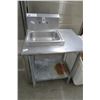 Image 2 : 3' S/S Bullnose Table w/Built In Sink