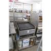 Image 1 : S/S 30" Rolling Equipment Stand w/Side Splash & Undershelf