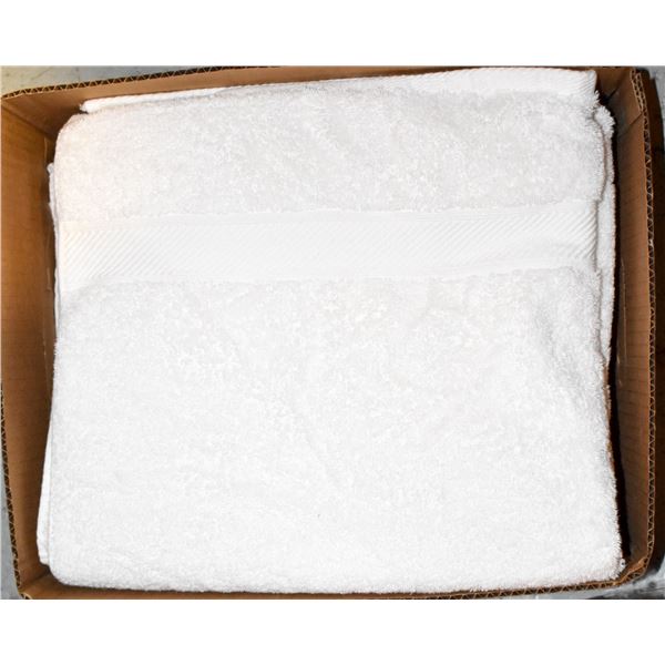 BOX WITH 3 BATH TOWELS - WHITE