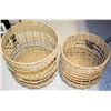 Image 1 : SET OF 2 DECOR BASKETS, WOVEN DESIGN WITH METAL