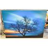 Image 1 : CANVAS TREE PICTURE