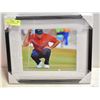 Image 1 : FRAMED TIGER WOODS PHOTO