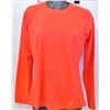 Image 1 : RED ATHLETIC SHIRT 100% POLYESTER SIZE SMALL