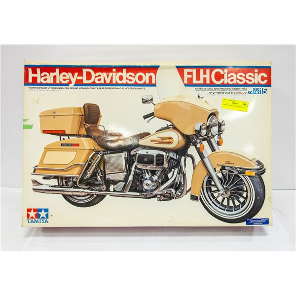 TAMIYA HARLEY-DAVIDSON FLH