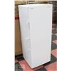 Image 1 : NEW INSIGNIA 7 CUBIC FT UPRIGHT FREEZER