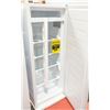 Image 2 : NEW INSIGNIA 7 CUBIC FT UPRIGHT FREEZER