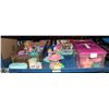Image 1 : LOT OF COLLECTIBLE POLLY POCKETS