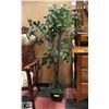 Image 1 : 4 FOOT ARTIFICIAL TREE IN POT