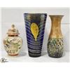 Image 1 : LOT OF DECOR VASES