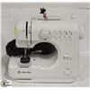 Image 1 : LIL'SEW-SEW SEWING MACHINE
