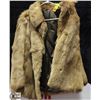 Image 1 : LADIES VINTAGE RED FOX FUR COAT FROM GERMANY