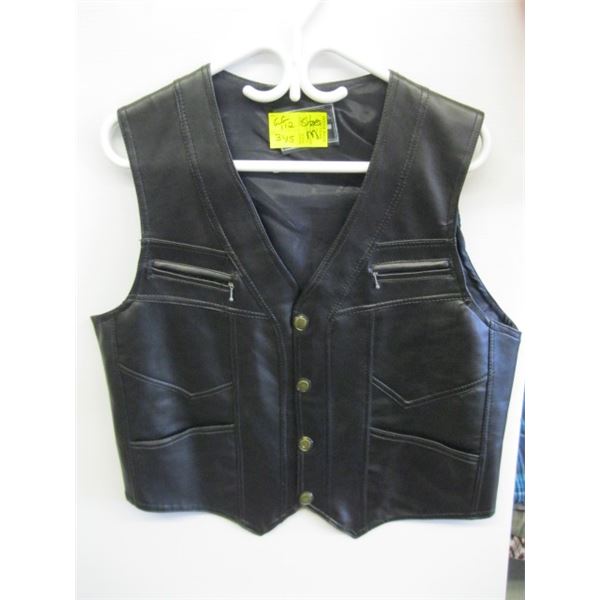 BLACK LEATHER VEST