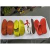 Image 5 : SHOE HOLDER WITH ASST. NOVELTY SHOES