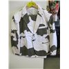 Image 1 : WHITE CAMMO PATTERN JACKET & MATCHING PANTS