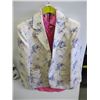 Image 1 : LIGHT FLORAL PATTERN JACKET WITH PINK SHIRT, MATCHING PANTS & TIES