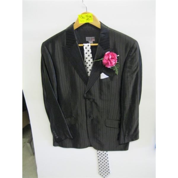 BLACK SUIT JACKET WITH POLKA DOT TIE