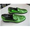 Image 1 : PAIR OF SIZE 43 GREEN SHOES