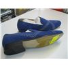 Image 2 : PAIR OF SIZE 42 BLUE SHOES