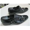 Image 1 : PAIR OF SIZE 42 BLACK SHOES
