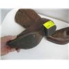 Image 2 : PAIR OF SIZE 8 BROWN COWBOY BOOTS