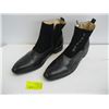 Image 1 : PAIR OF SIZE 44 BLACK BOOTS