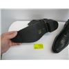 Image 2 : BLACK PAIR OF SIZE 9 COWBOY BOOTS