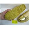Image 2 : PAIR OF GOLD LOOK RUNNERS
