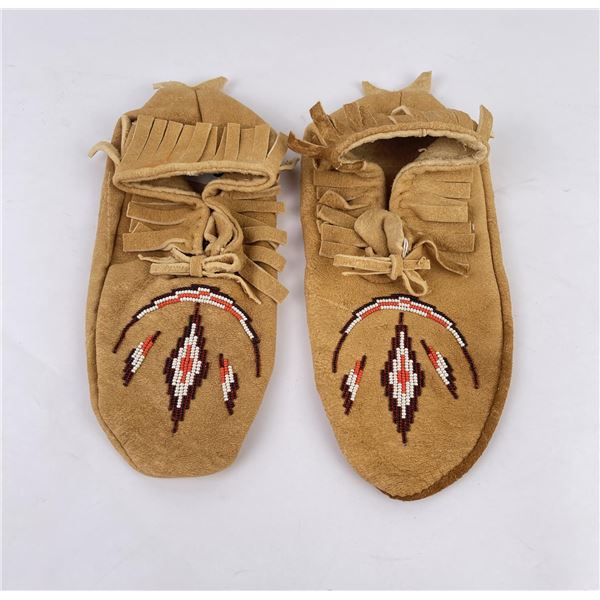 Montana Kootenai Indian Beaded Moccasins