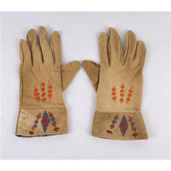 Montana Indian Beaded Gloves