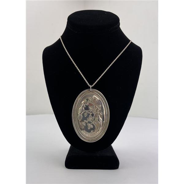 Towle Sterling Silver 1972 Christmas Necklace