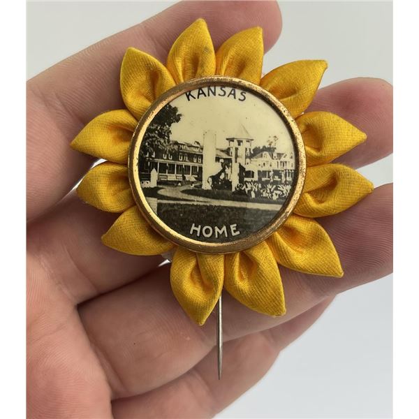 Kansas Worlds Fair Celluloid Button 1904