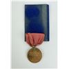 Image 3 : Monogram Models Honor Award Medal