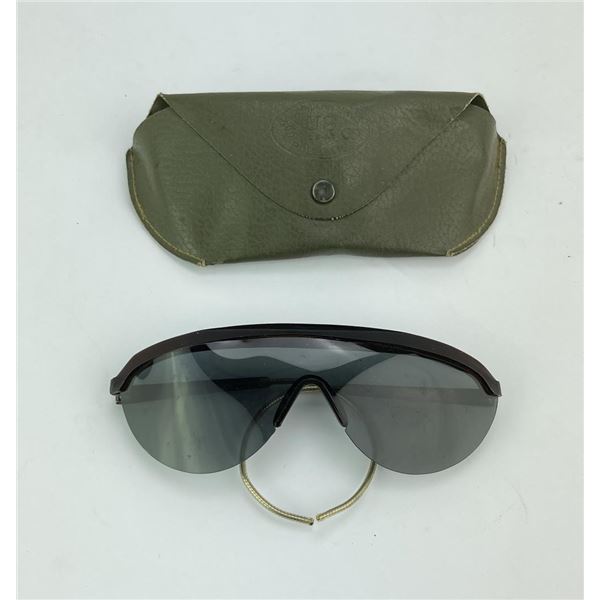 WW2 1944 Army Sunglasses Polaroid Bachmann