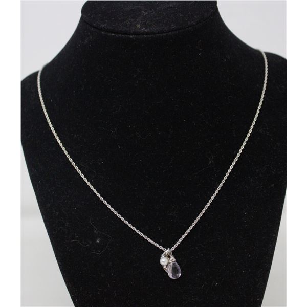 SOLID .925 SILVER GEMSTONE DESIGN PENDANT/CHAIN