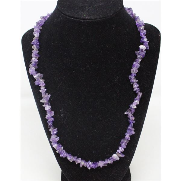 22  NATURAL AMETHYST GEMSTONE CHIP NECKLACE