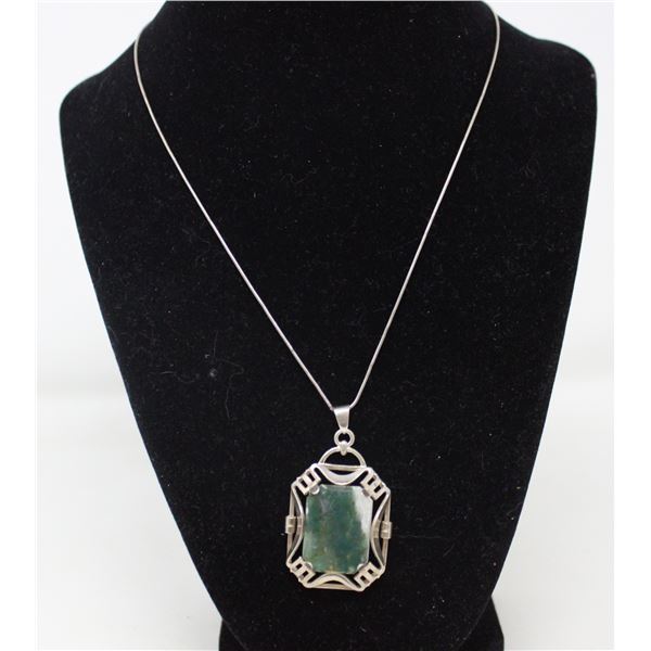 SOLID .925 SILVER CHAIN & GEMSTONE PENDANT, 11.12g