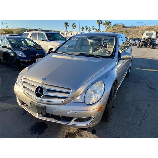 2007	Mercedes-Benz	R-Class