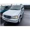 Image 1 : 2000	Mercedes-Benz	M-Class