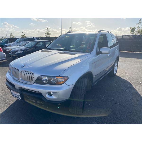 2004	BMW	X5