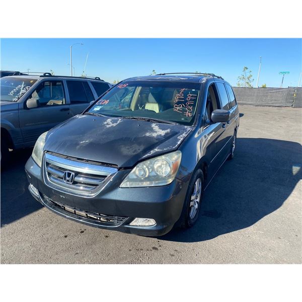 2005	Honda	Odyssey