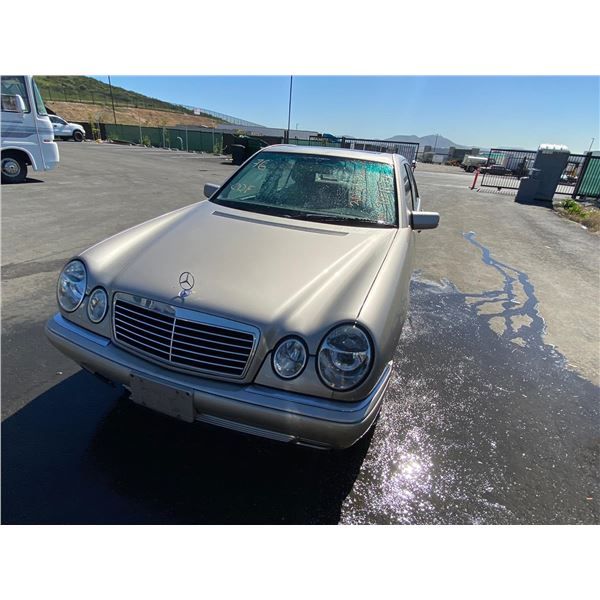 1999	Mercedes-Benz	E-Class