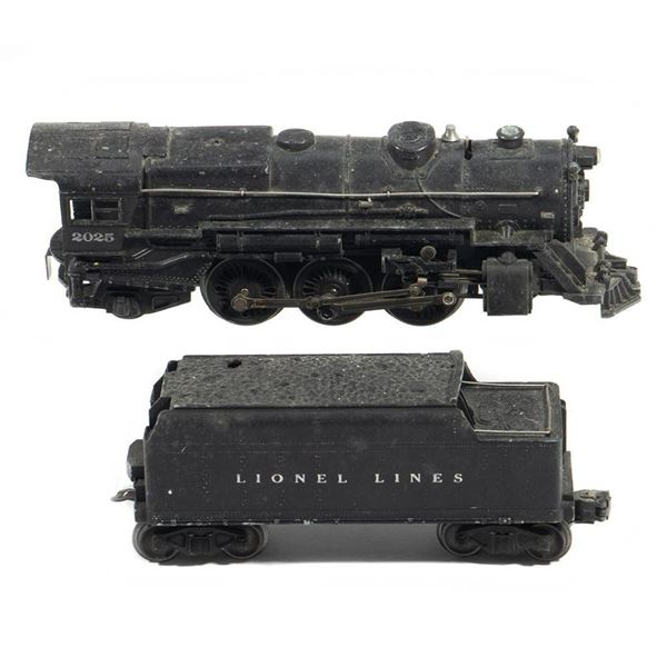 Lionel 2025 2-6-2 Pennsylvania Locomotive and 6466WX Whistling Tender