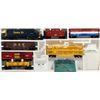 Image 2 : Lionel 6-1388 Golden State Arrow Set with Santa Fe Diesel Locomotive
