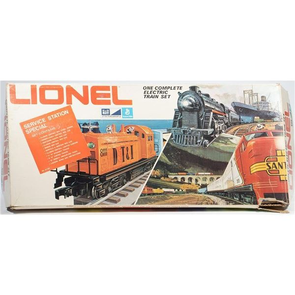 Lionel 6-1187 Illinois Central Service Station Set in original box.
