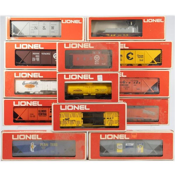 Lionel 13 Freight Cars