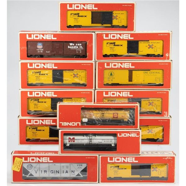 Lionel 13 Freight Cars including club cars