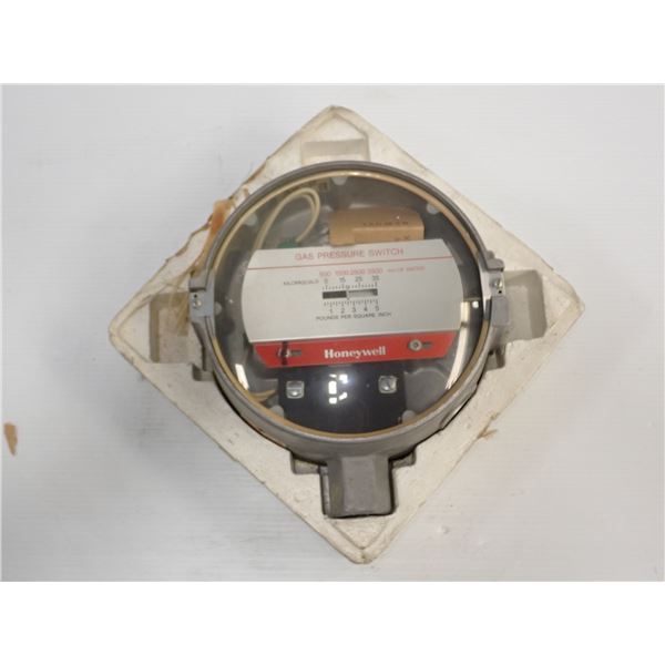 HoneyWell Gas Pressure Switch