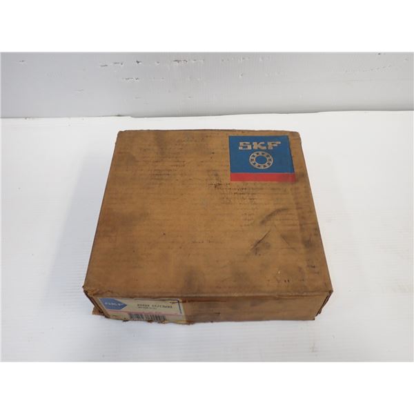 NEW - SKF #22222 CC/C3W33 Bearing - Box is Sealed